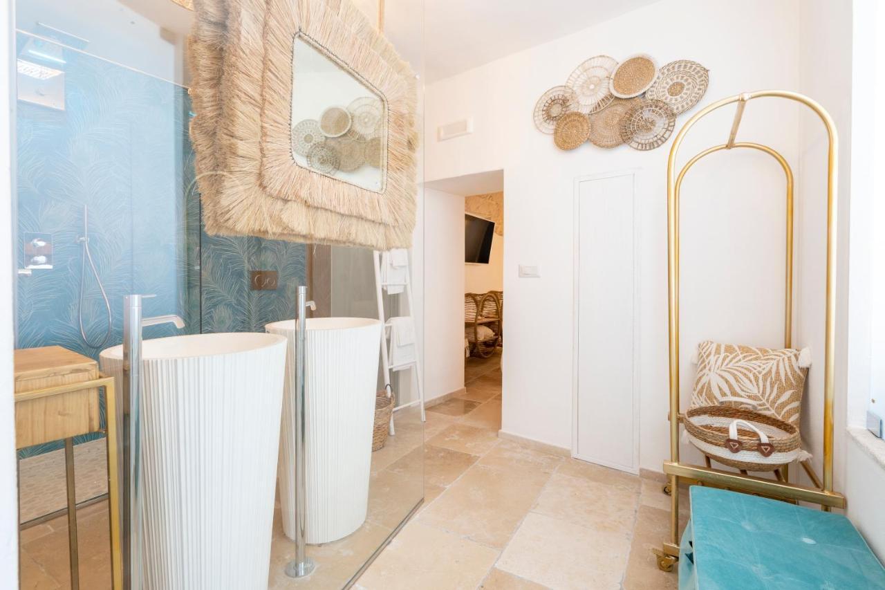 Apulia Charming Suites - Casa Lonfo Suite Sole Monopoli Kültér fotó