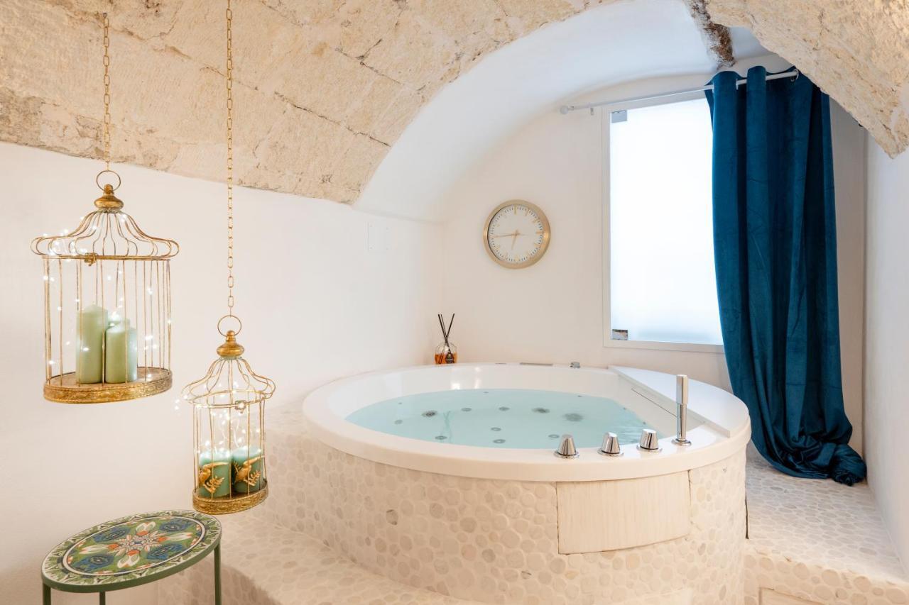 Apulia Charming Suites - Casa Lonfo Suite Sole Monopoli Kültér fotó