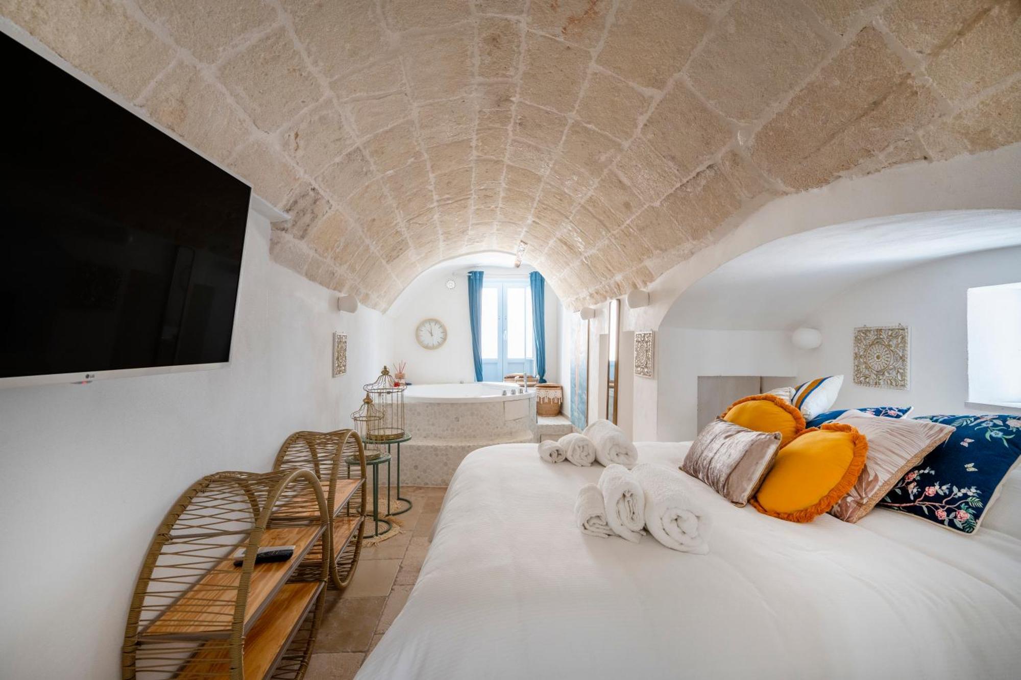 Apulia Charming Suites - Casa Lonfo Suite Sole Monopoli Kültér fotó